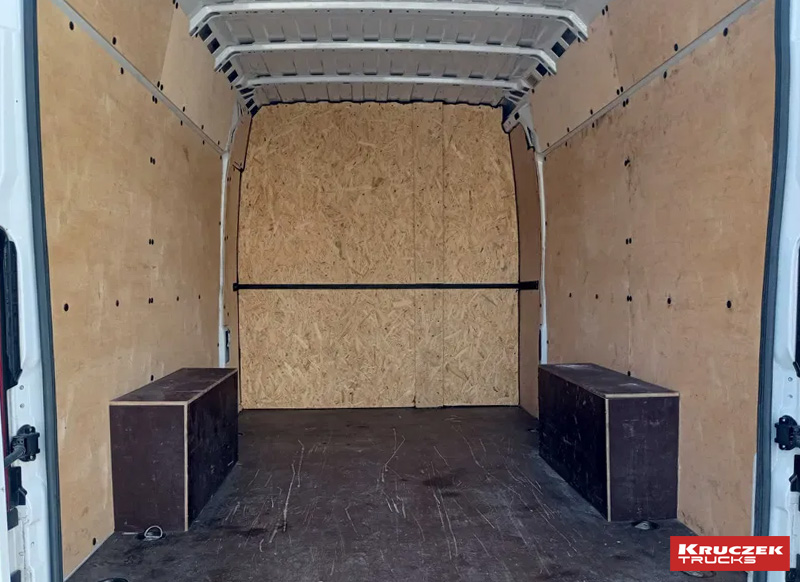 wypożyczalnia busów fiat ducato brygadówka