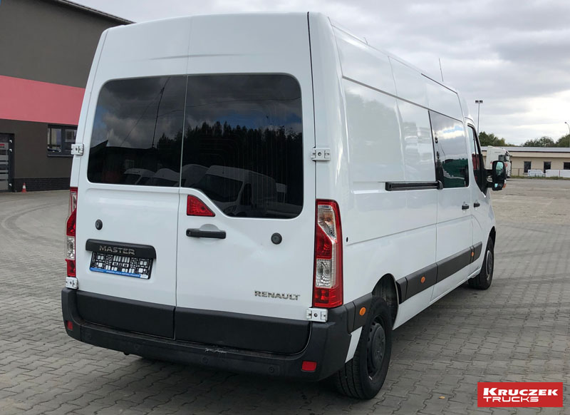 renault master sprzedaż busów