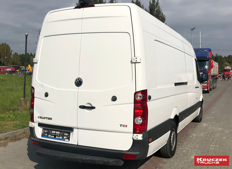 volkswagen crafter sprzedaż busów