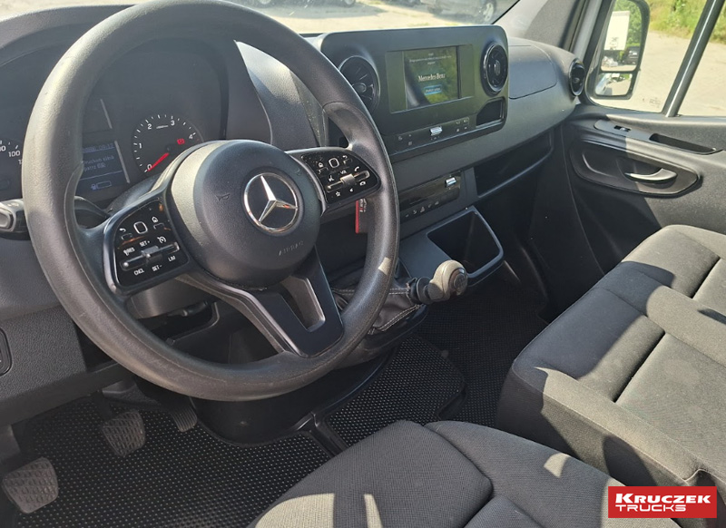 wypożyczalnia busów mercedes sprinter
