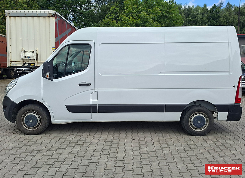 wypożyczalnia busów renault master