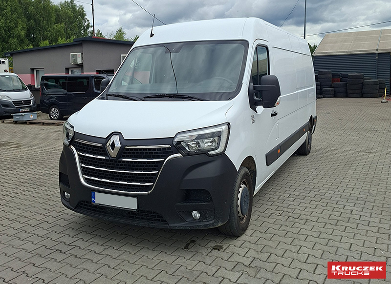 wypożyczalnia busów renault master