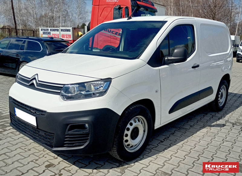 wypożyczalnia busów citroen berlingo
